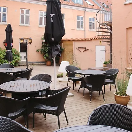 Hotel Postgaarden 3*