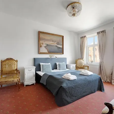 포스트가든 프레데리치아