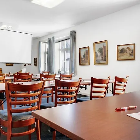 포스트가든 프레데리치아